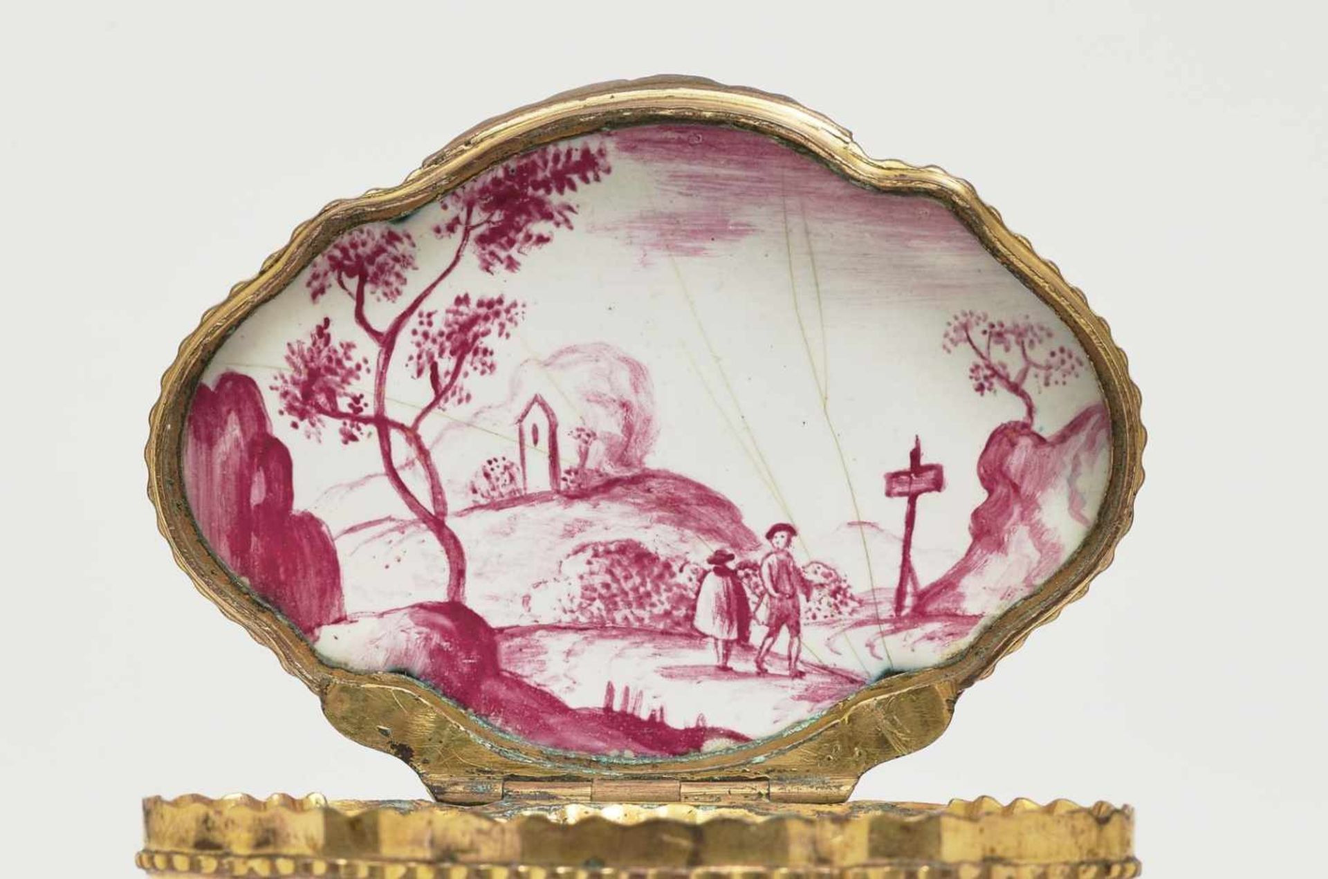 A Double Snuff BoxGerman, third quarter of the 18th Century Enamel on copper. Gold-plated copper - Bild 3 aus 4