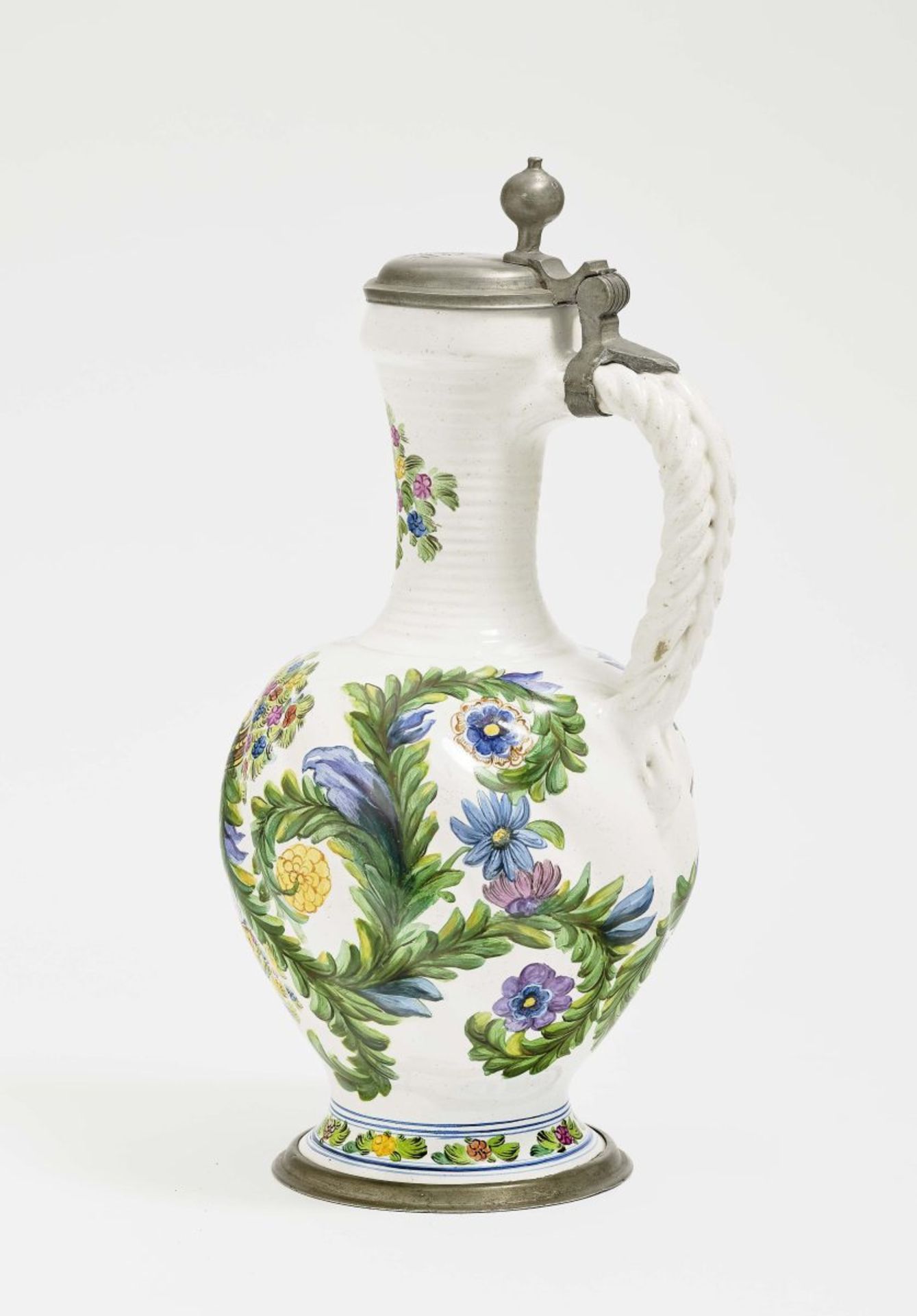 A Faience JugNuremberg, circa 1719- 1729, attributed to Justus Alexander Ernst Glüer Faience. Pewter - Bild 2 aus 2