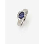 An Iolite and Diamond Ring18K white gold (750/-), stamped. 16 brilliant-cut diamonds, altogether