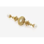 An Opal, Diamond and Pearl Brooch18K yellow gold (750/-), tested. Various hallmarks. 20 small