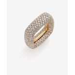 A Diamond Ring18K rose gold (750/-), stamped. Circa 441 brilliant-cut diamonds, altogether circa 8.