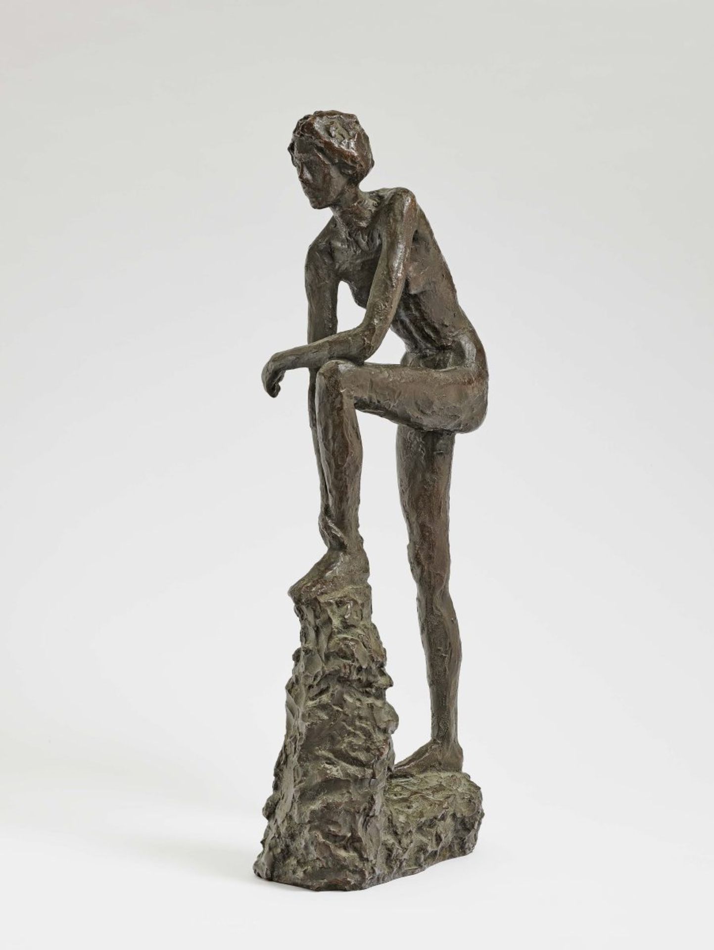 Kricke, NorbertBather (Longa). 1949 Bronze, dark brown patinated Height 56 cm Provenance: private - Bild 2 aus 3