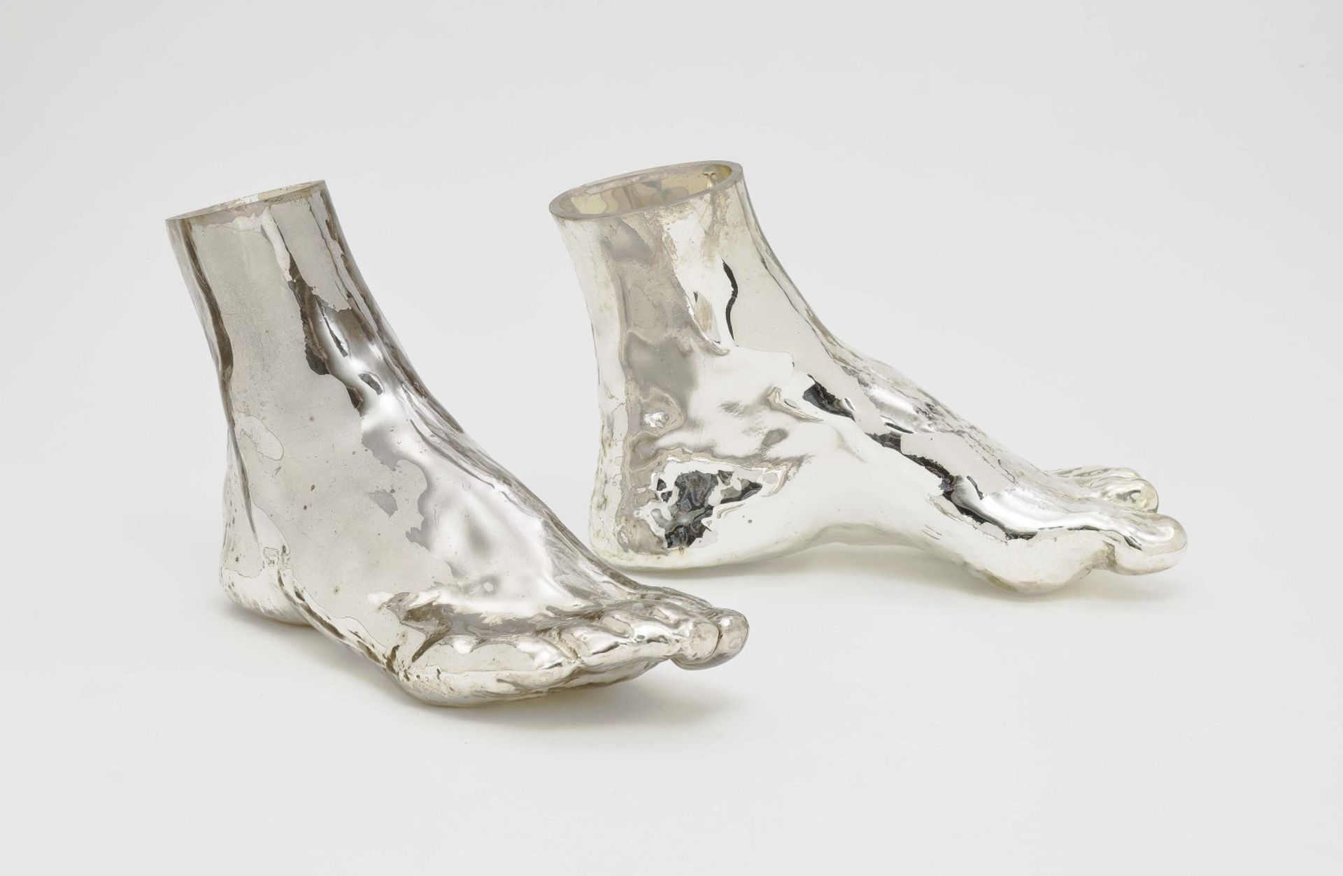 Wynne, RobFeet. 1998 Hand-blown glass, mirrored with steam (Unique) approximately 18.5 x 26 x 10 - Bild 5 aus 6