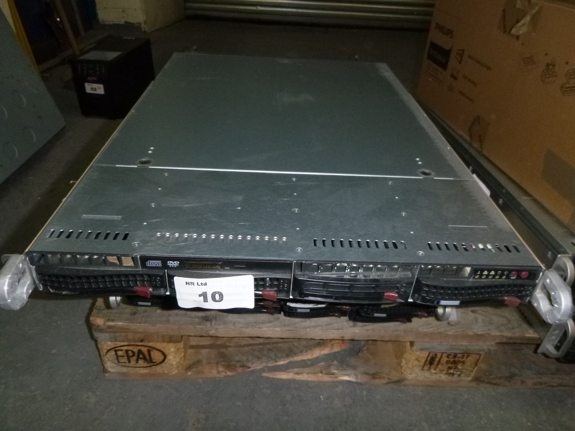 SUPERMICRO RACKMOUNT 1U SUPERSERVER 6025B-3R. 2 X QUAD CORE 2.33GHZ (L5410). 8GB RAM, 4 X CADDIES-