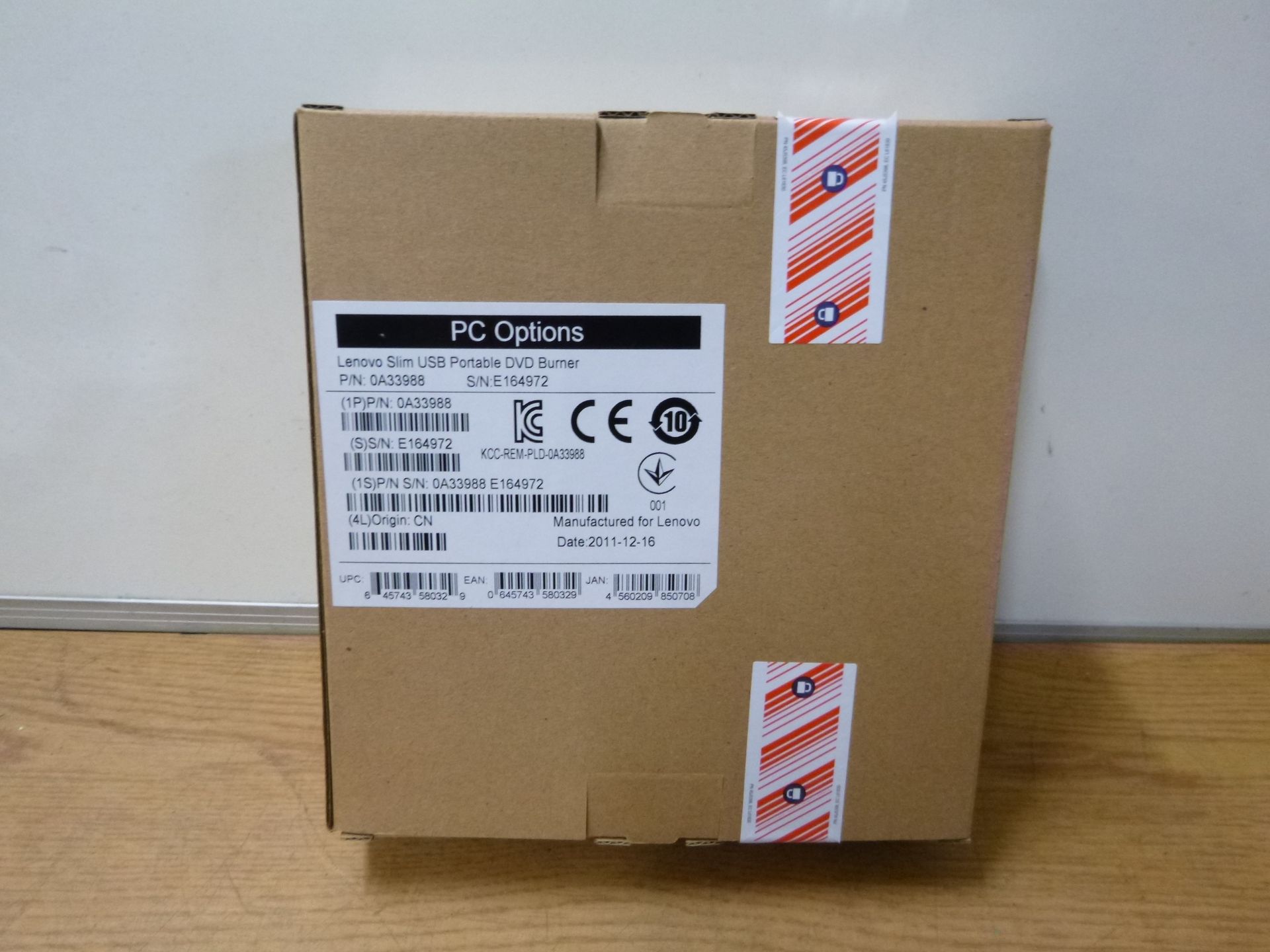 LENOVO SLIM USB PORTABLE DVD BURNER. P/N 0A33988. NEW & BOXED