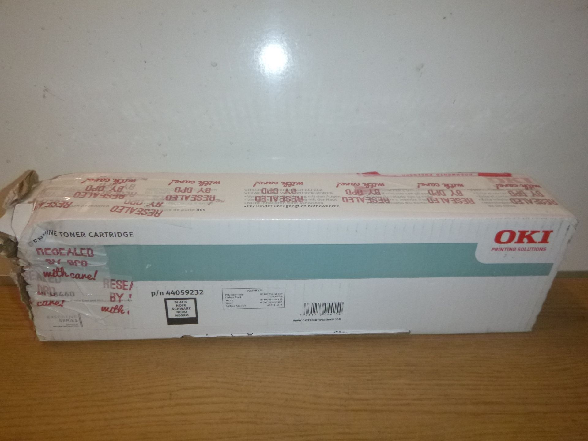 OKI GENUINE BLACK TONER CARTRIDGE P/N 44059232. FOR ES8460 BOX TATTY