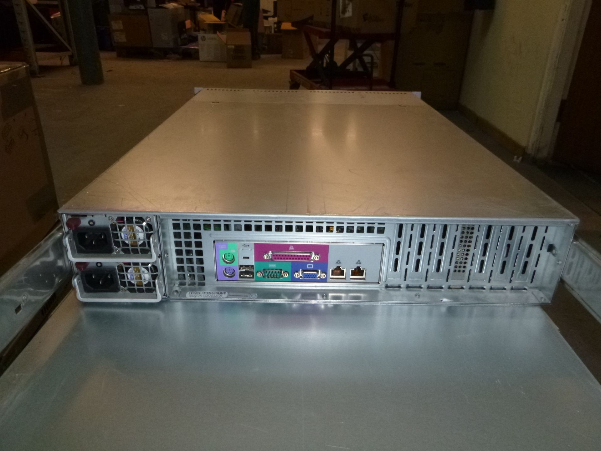 SUPERMICRO RACKMOUNT 2U SUPERSERVER 6025B-3R. 2 X QUAD CORE 2.5GHZ (L5420). 8GB RAM, 8 X CADDIES- NO - Image 2 of 2