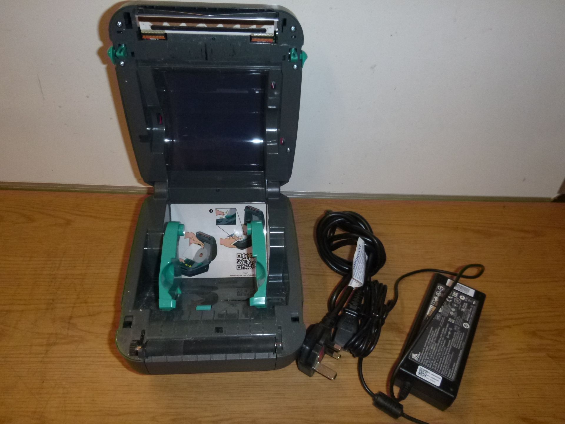 ZEBRA GK420D LABEL PRINTER WITH USB AND POWER SUPPLY - Image 2 of 3