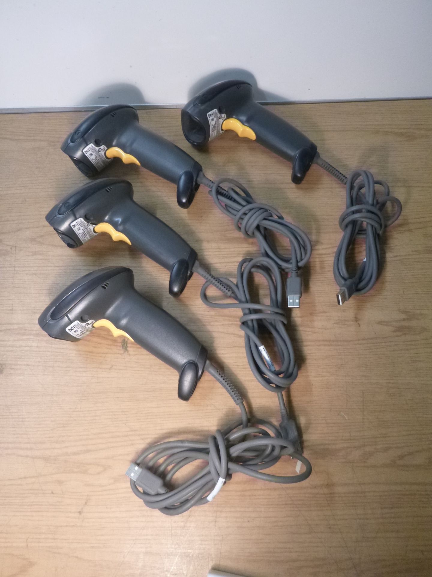 4 X MOTOROLA DS4208 USB HAND HELD BARCODE SCANNERS. TESTED, WORKING.