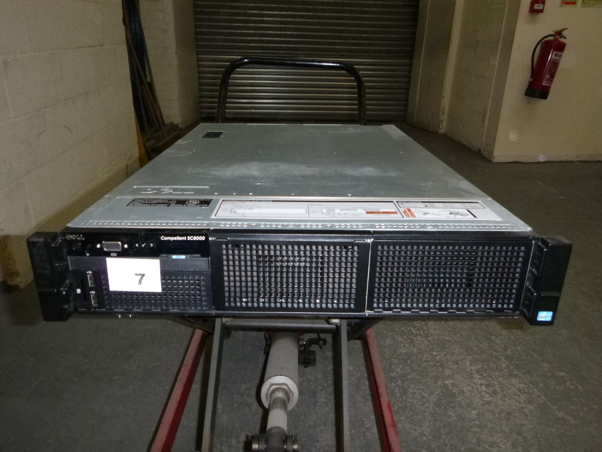 DELL COMPELLANT SC8000 RACKMOUNT STORAGE CONTROLLER. 2U. 2 X XEON E5-2640 6 CORE 2.5 GHZ PROCESSORS.