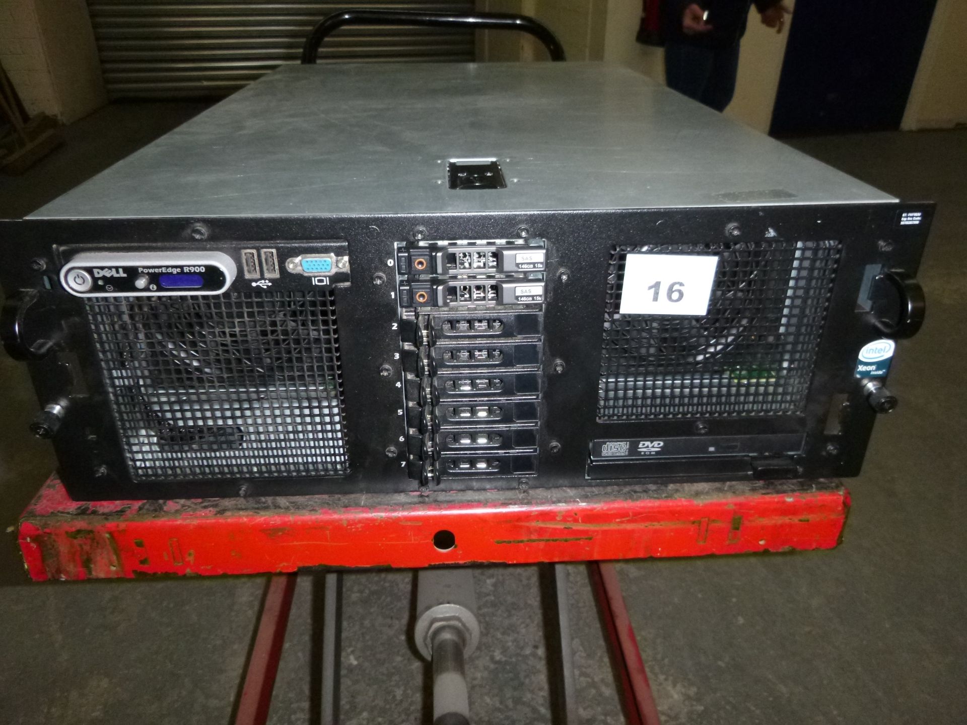 DELL POWEREDGE R900 4U RACKMOUNT FILE SERVER. 4 X QUAD CORE XEON X7350 2.93GHX PROCESSORS. 32GB RAM,