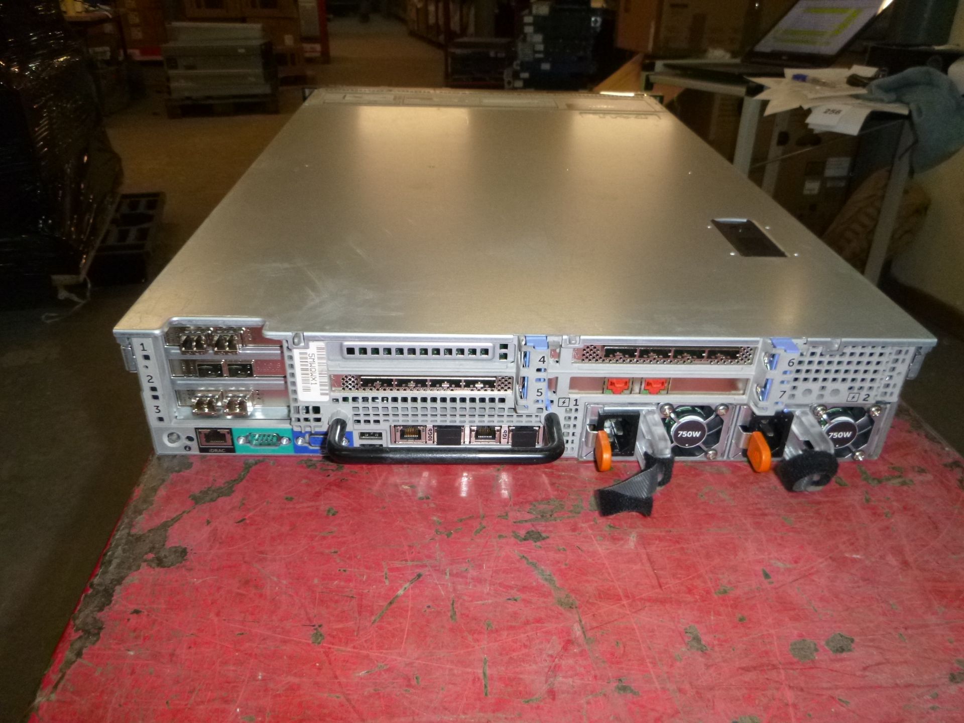 DELL COMPELLANT SC8000 RACKMOUNT STORAGE CONTROLLER. 2U. 2 X XEON E5-2640 6 CORE 2.5 GHZ PROCESSORS. - Image 2 of 2