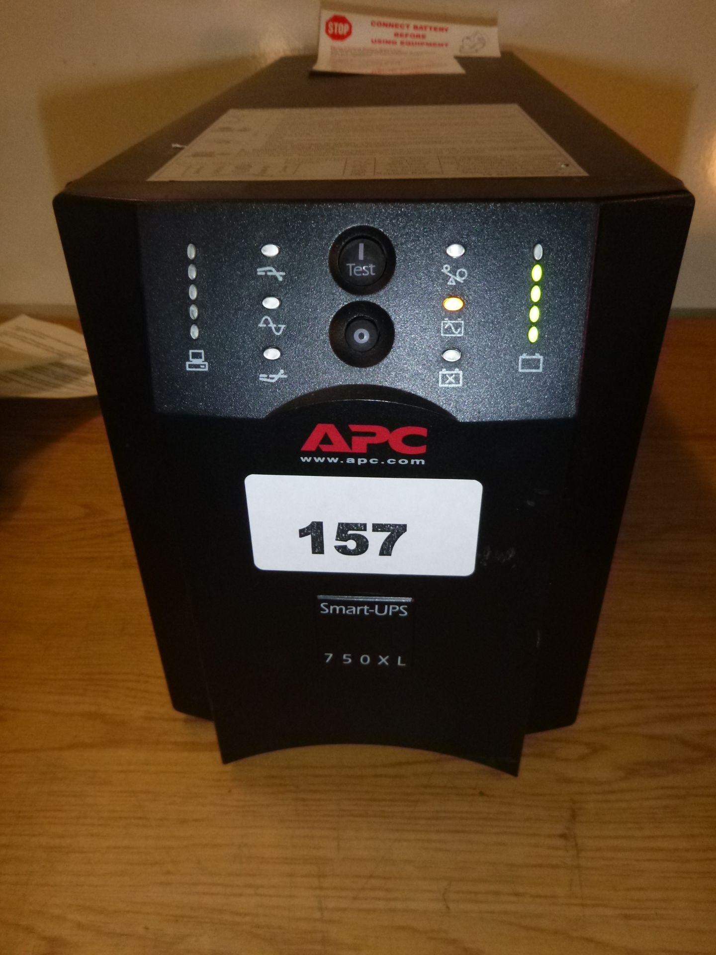 APC SMARTUPS 750 XL. MODEL SUA750XLI. FITTED WITH AP9607 UPS INTERFACE EXPANDER