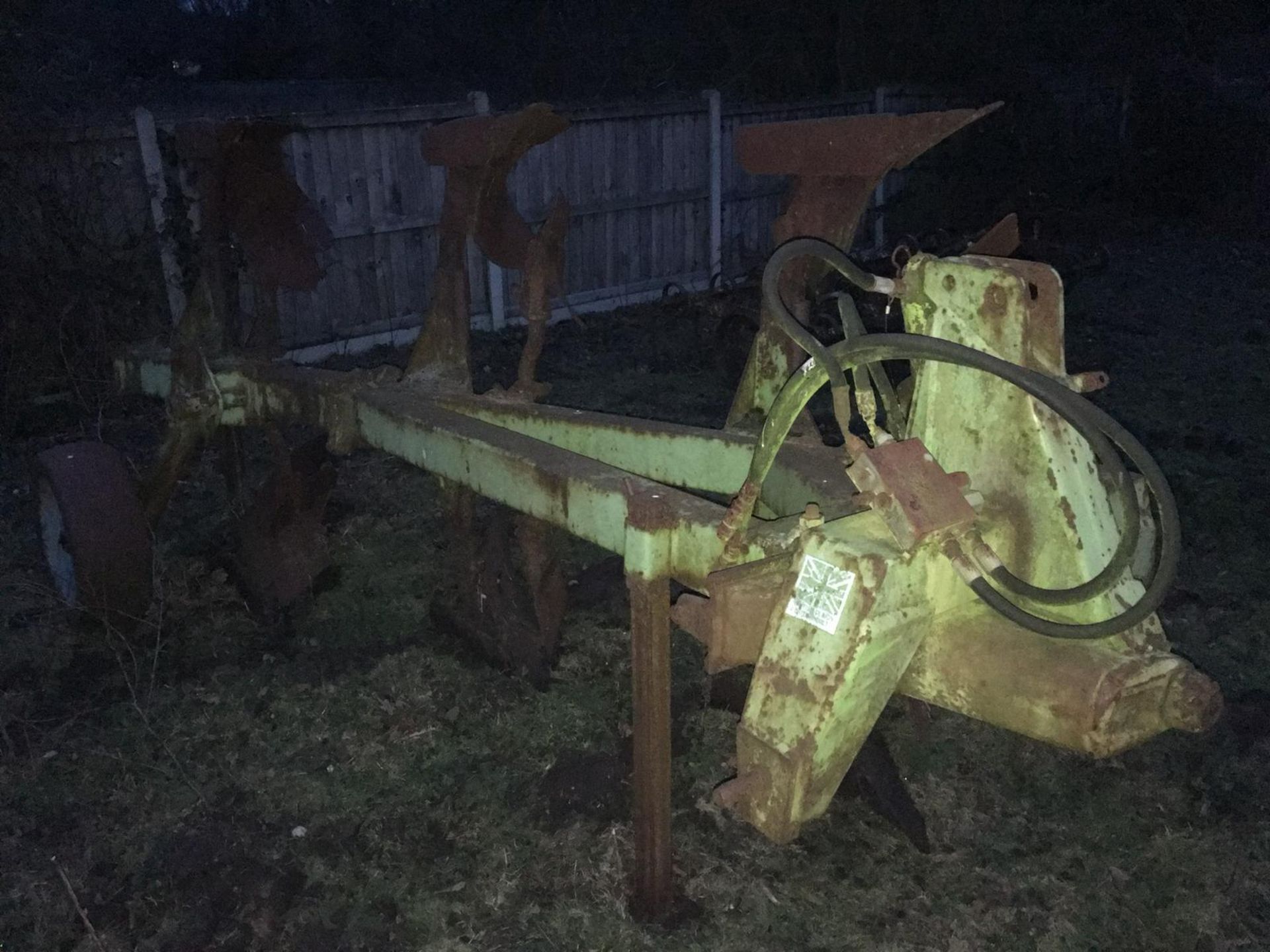 DOWDESWELL THREE FURROW PLOUGH - Image 6 of 11