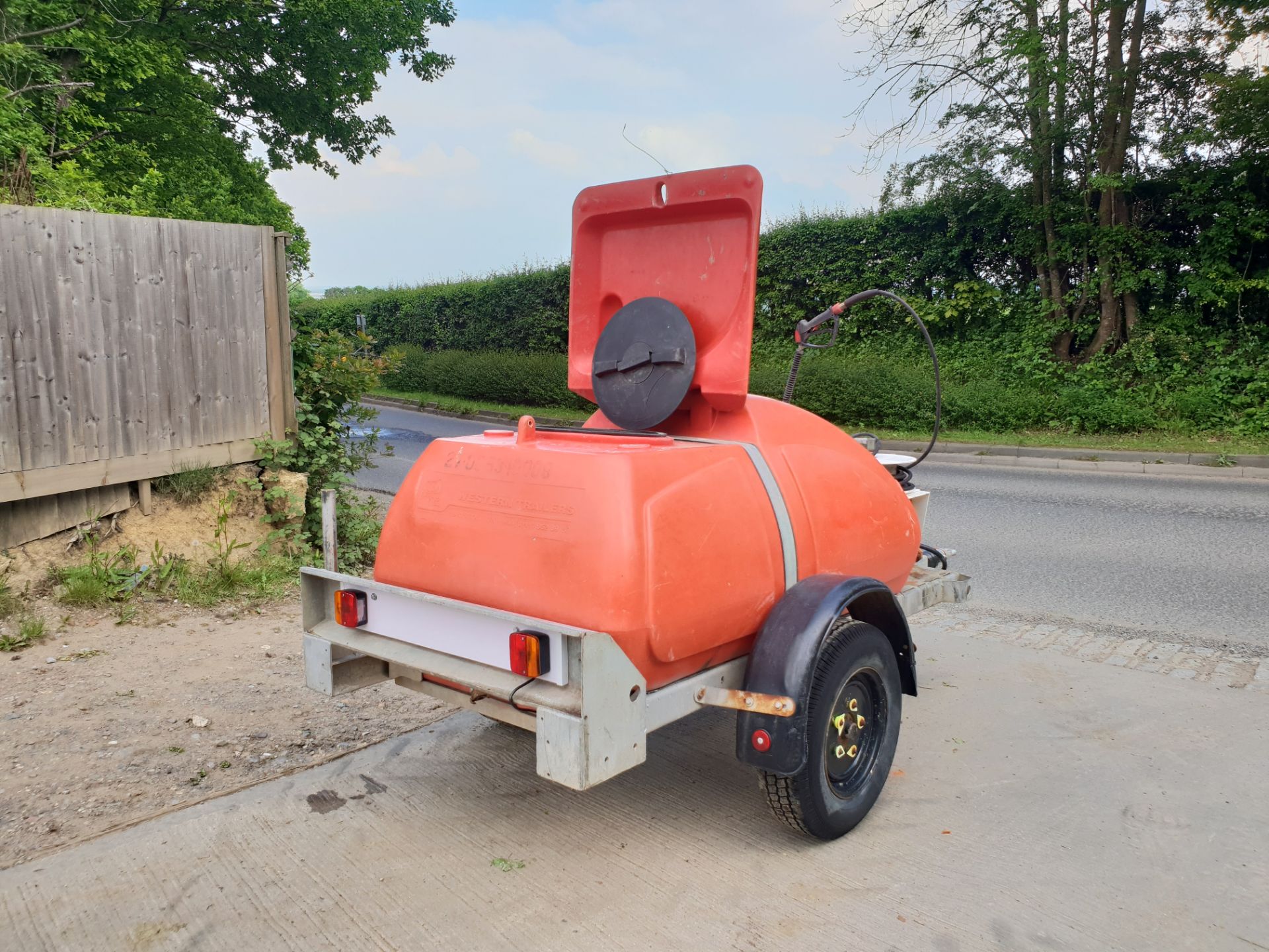 WESTERN ROAD TOW PRESSURE WASHER BOWSER