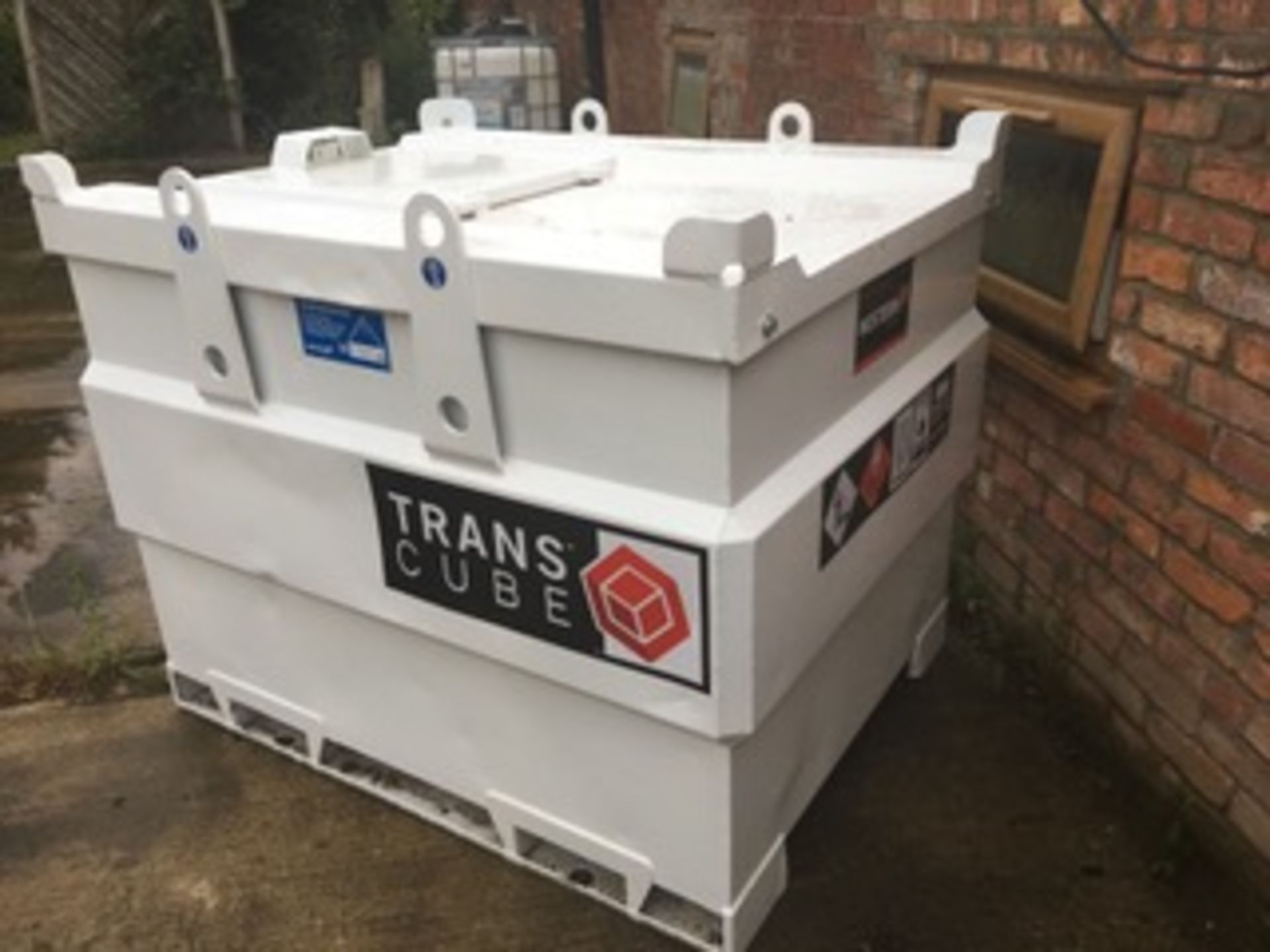 WESTERN 950 LITRE TRANSCUBE TANK