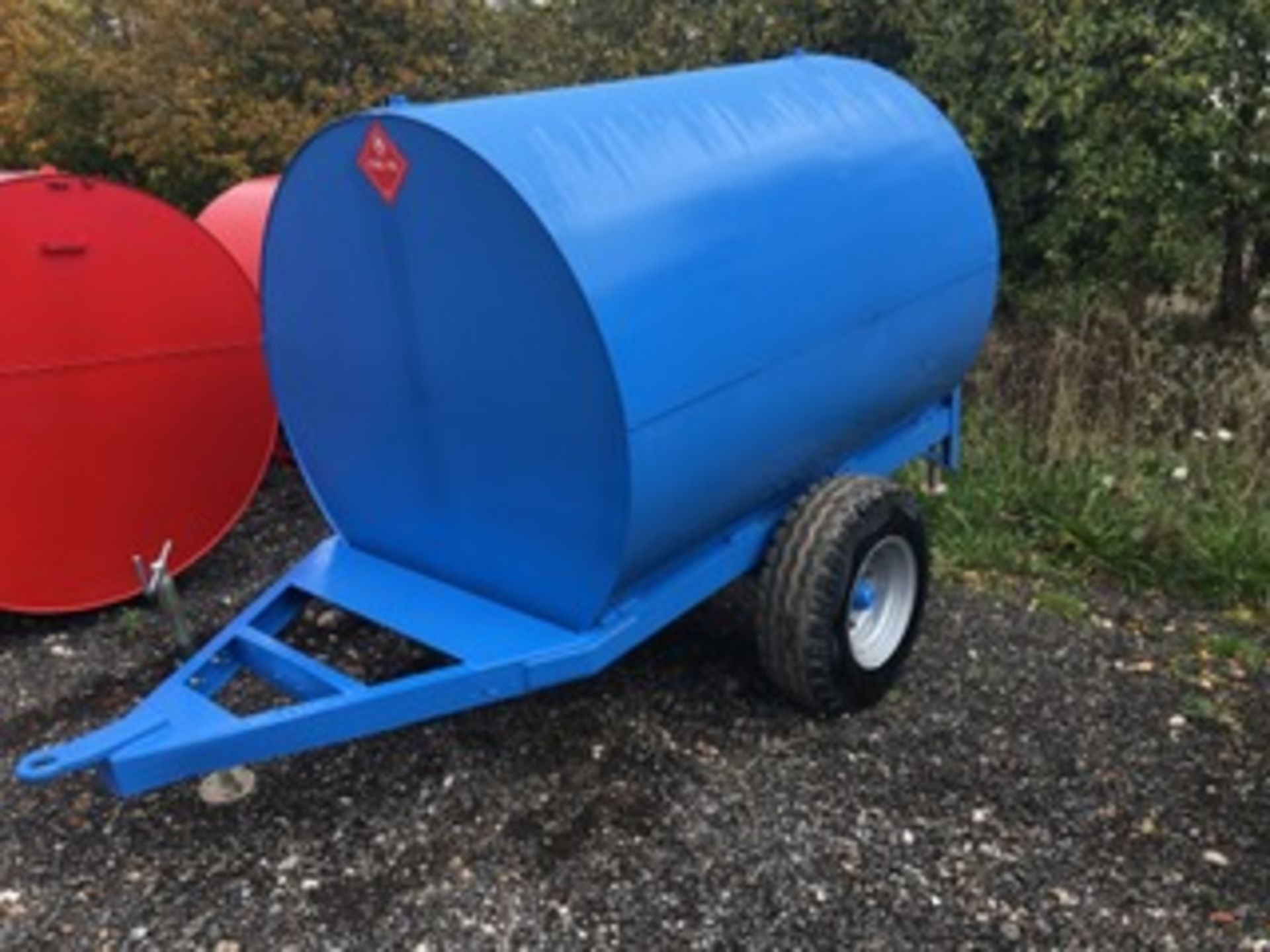 2000 litre site tow Fuel Bowser