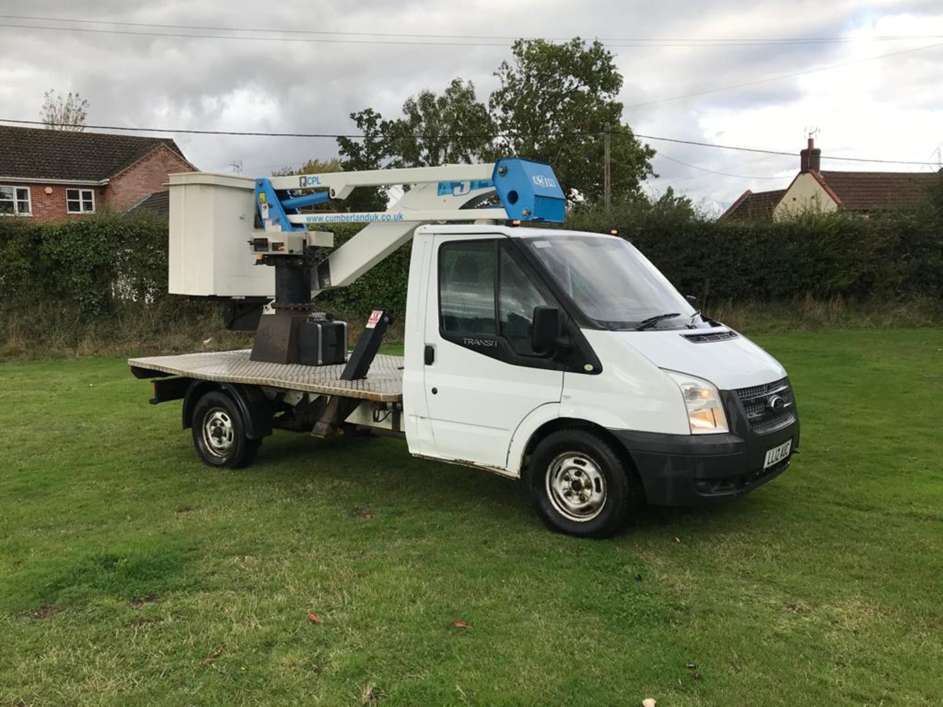 Ford Transit Access Platform / Cherry Picker - Image 9 of 18