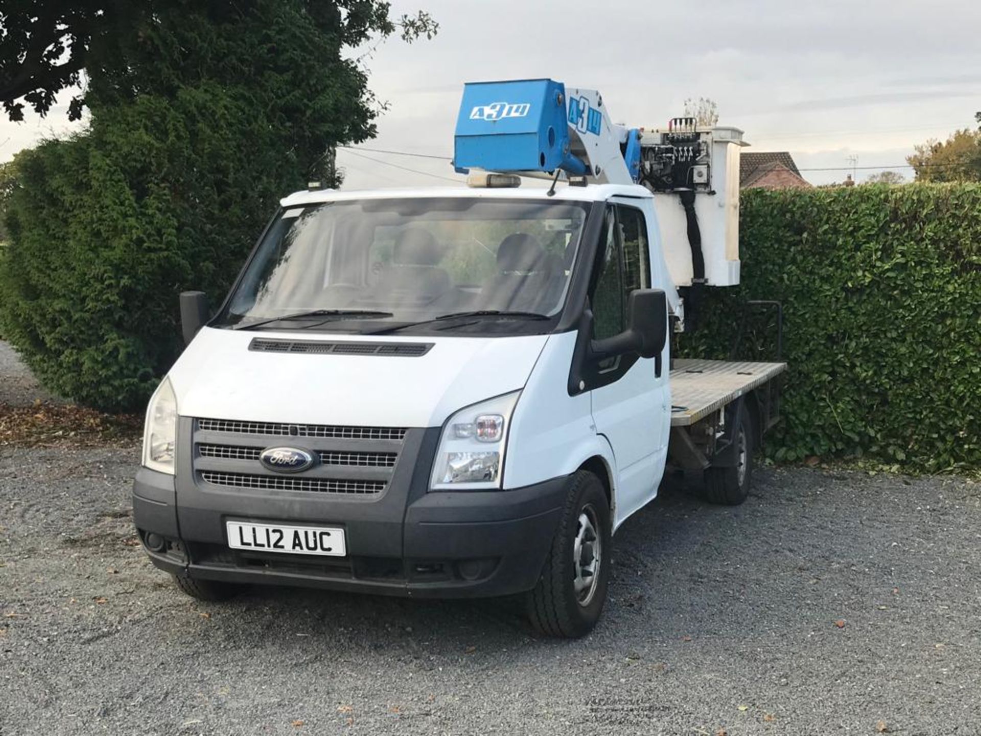 Ford Transit Access Platform / Cherry Picker - Image 2 of 18