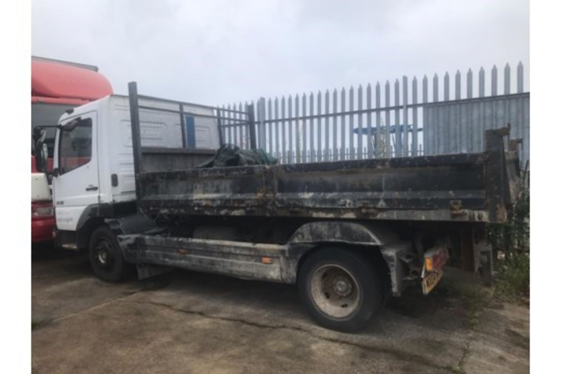 2004 Mercedes dropside Tipper Lorry