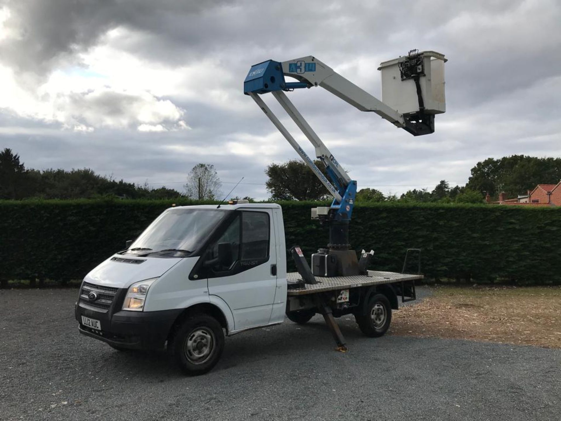 Ford Transit Access Platform / Cherry Picker - Image 5 of 18