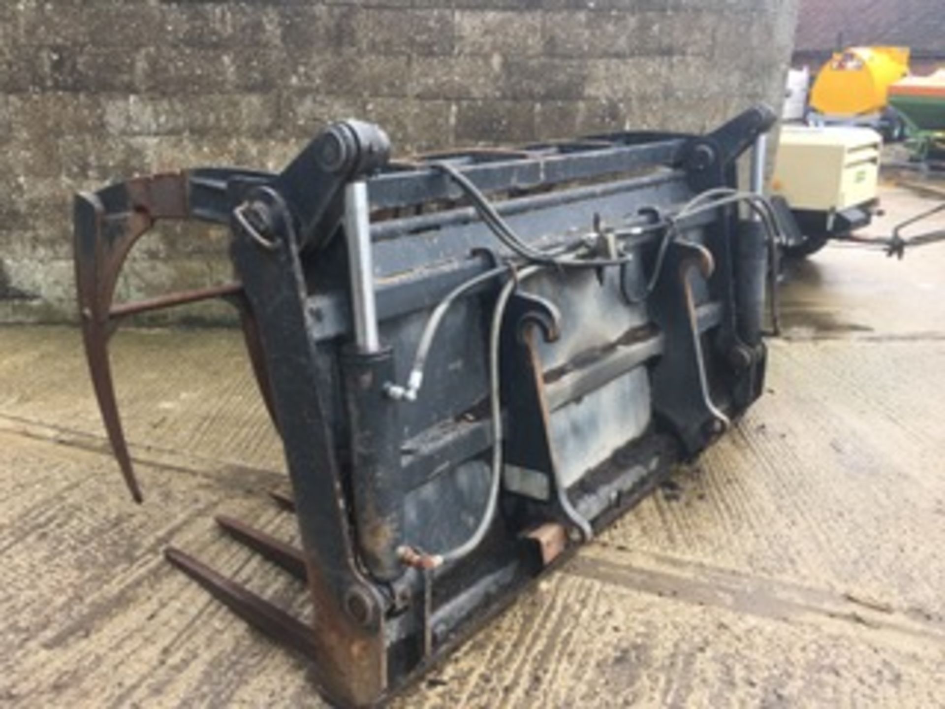 JCB Telehandler Manure Grab - Image 2 of 2