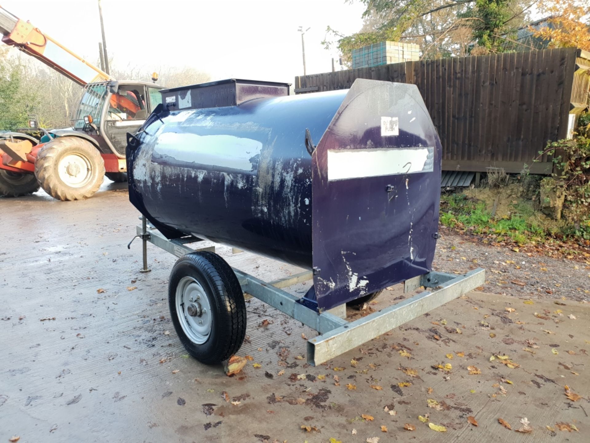 Main 1000 litre Bunded Site Tow Diesel Bowser - Image 3 of 9