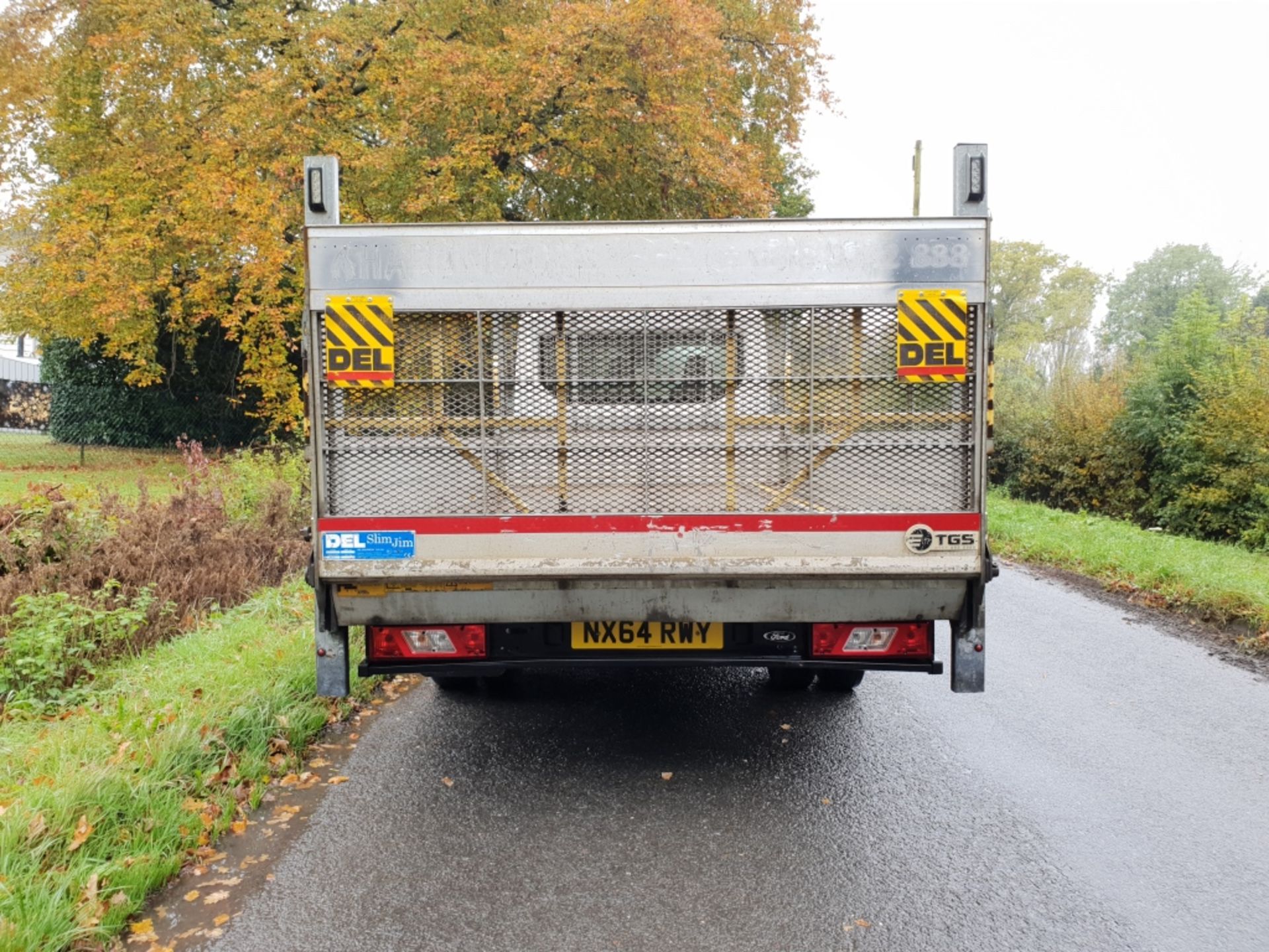 2014 Ford Transit Dropside Truck with Tail lift - Image 5 of 11