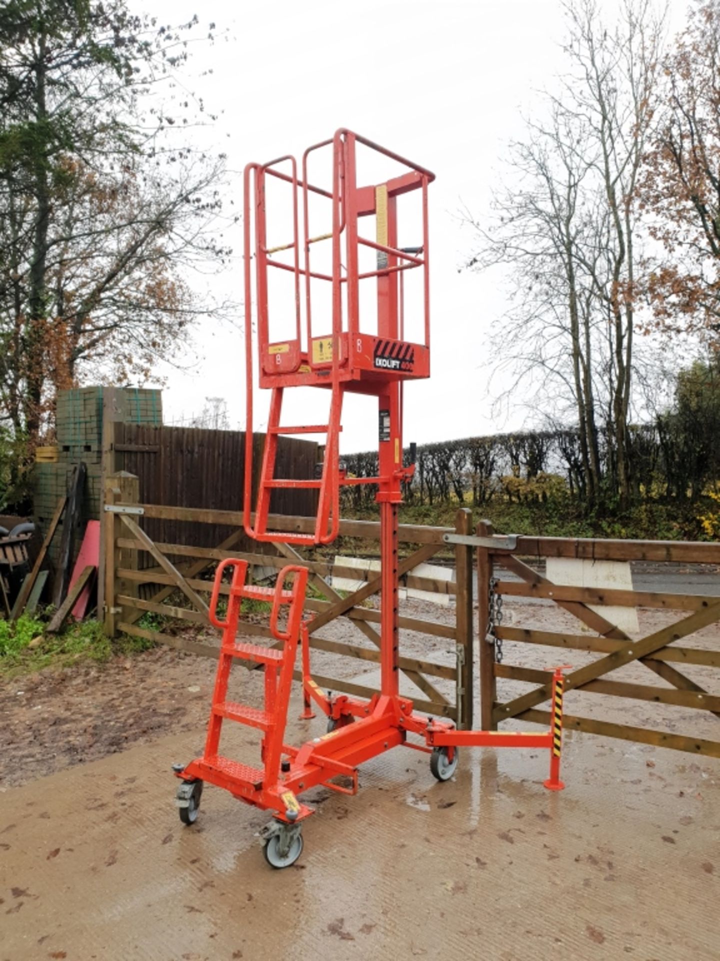 2016 IXOLIFT Access Platform or Ladder Podium - Image 4 of 5