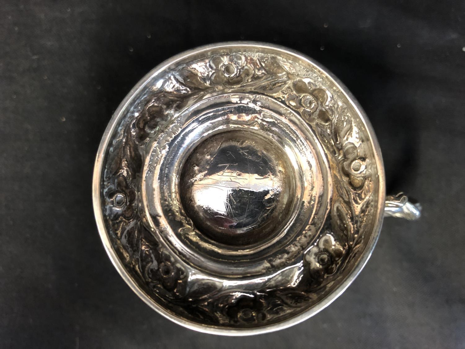 A Georgian silver small mug, the bell form body applied with serpent 's' scroll handle and on - Image 7 of 7