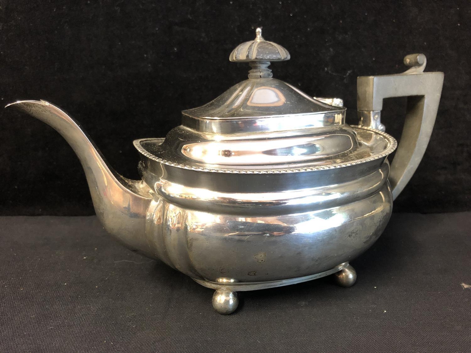 A four piece silver Georgian style tea and coffee service, each piece with finely gadrooned edge and - Image 9 of 21