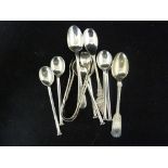 Various small items of table silver, comprises six coffee spoons; one pairs of silver sugar tongs;