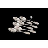 A SET OF SIX CONTINENTAL SILVER FIDDLE PATTERN DESSERT SPOONS, 215gms