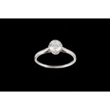 A DIAMOND SOLITAIRE RING, with one round brilliant cut diamond of approx 0.