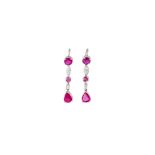 A PAIR OF RUBY AND DIAMOND DROP EARRINGS, with rubies of approx 2.00ct and diamonds of approx 0.