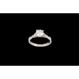A DIAMOND SOLITAIRE RING, of approx. 1.07ct L/M P1, mounted in platinum
