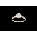 A DIAMOND SOLITAIRE RING, with one round brilliant cut diamond of approx 1.