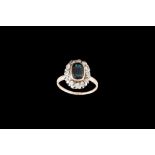 AN ANTIQUE SAPPHIRE AND DIAMOND RING,