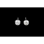 A PAIR OF DIAMOND SOLITAIRE EARRINGS, of approx. 1.