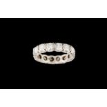 A FULL ETERNITY DIAMOND RING, with diamonds of approx. 3.