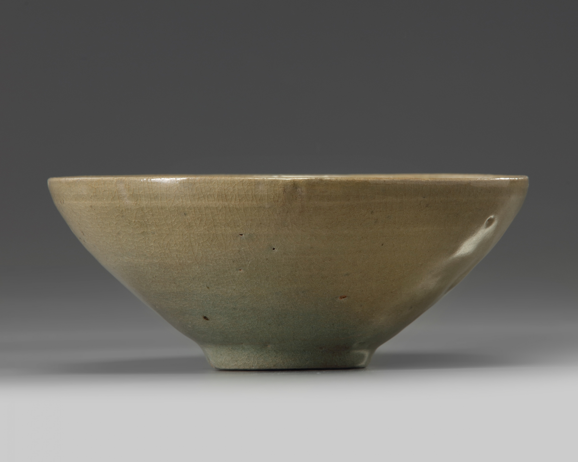 A Korean celadon glazed bowl