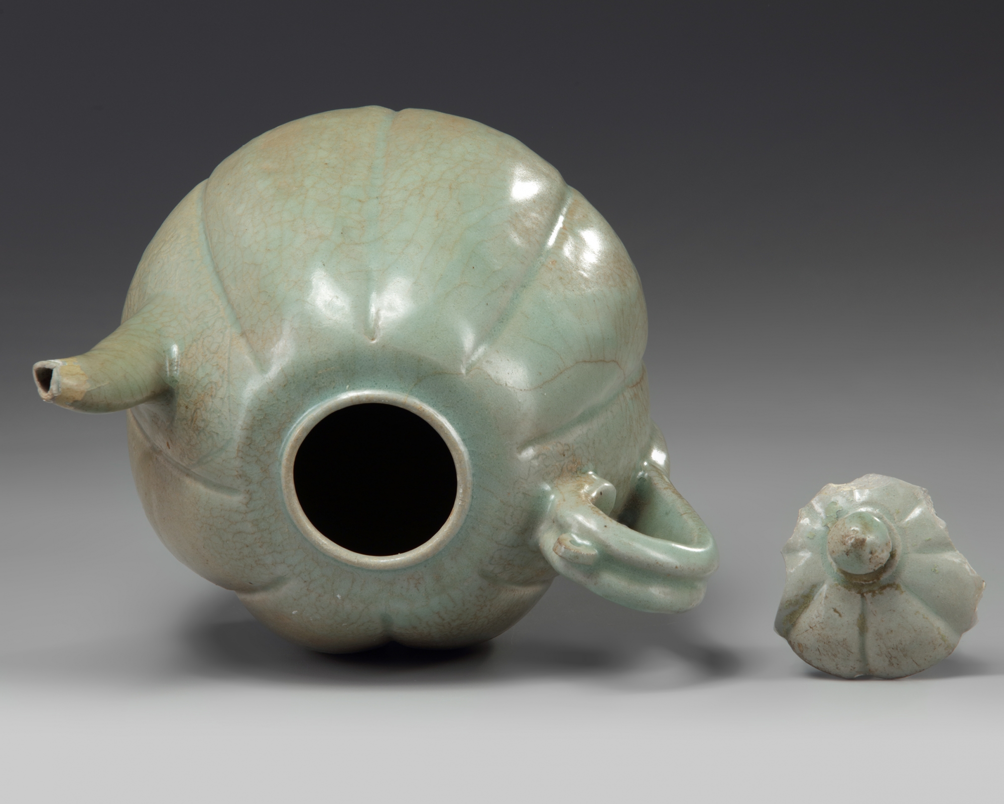 A Korean celadon glazed lobed teapot and cover - Image 4 of 5