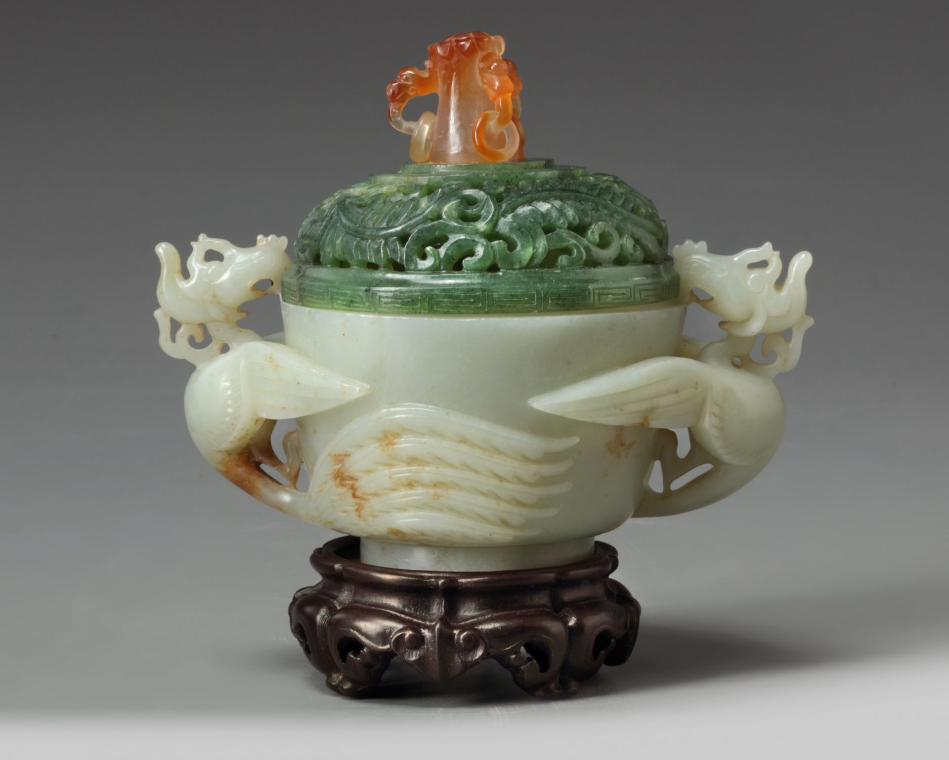 A Chinese pale celadon 'phoenix' censer and a spinach green jade cover - Image 2 of 6