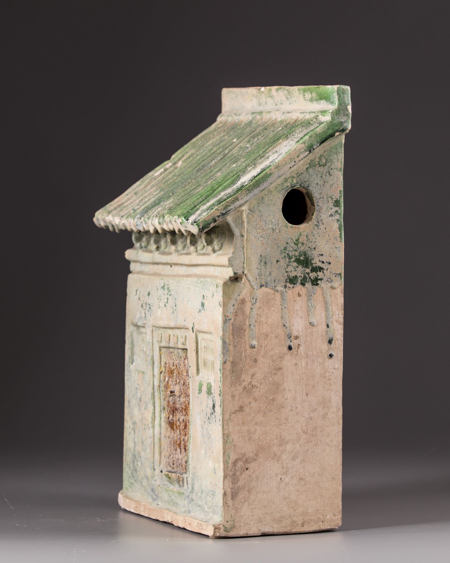 A Chinese green-glazed pottery store house - Bild 4 aus 8