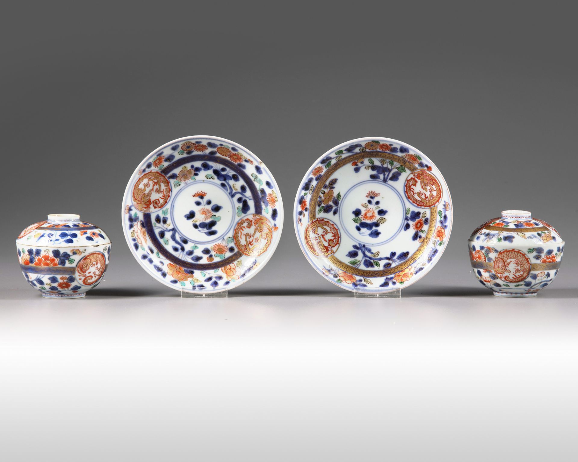 A lot of Japanese Imari bowls, cups and saucers - Bild 3 aus 8
