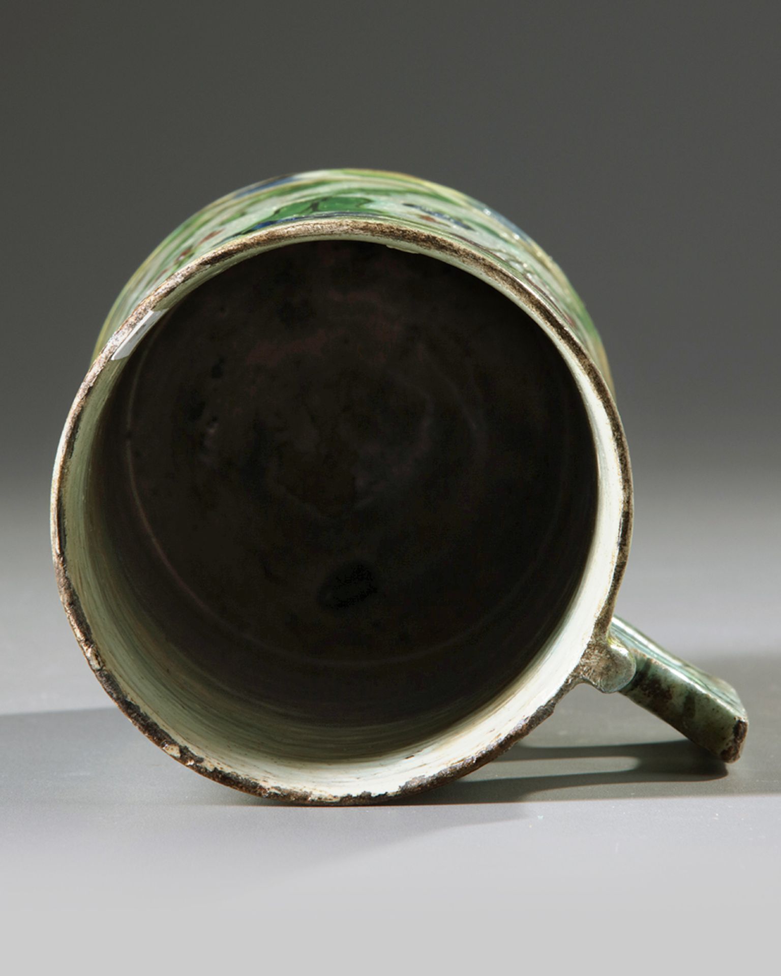 An Ottoman Iznik pottery tankard - Bild 5 aus 5