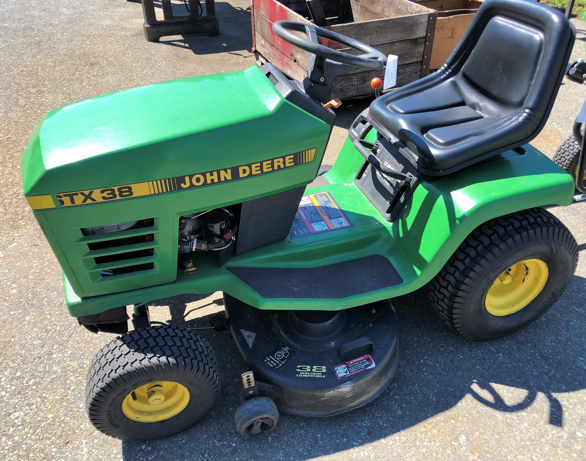John Deere STX 38 Lawn Mower w/38" deck