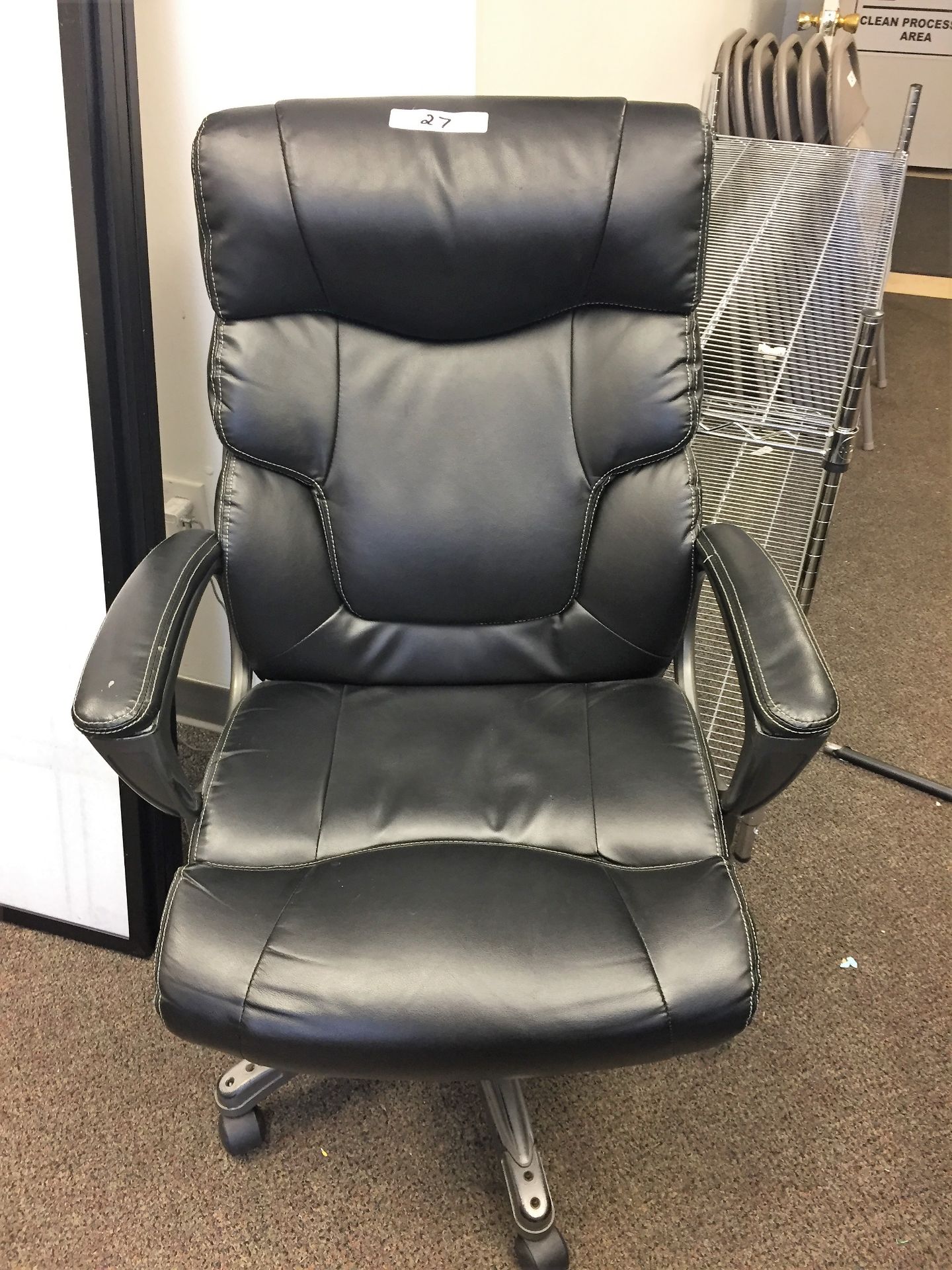 Office chair (black)