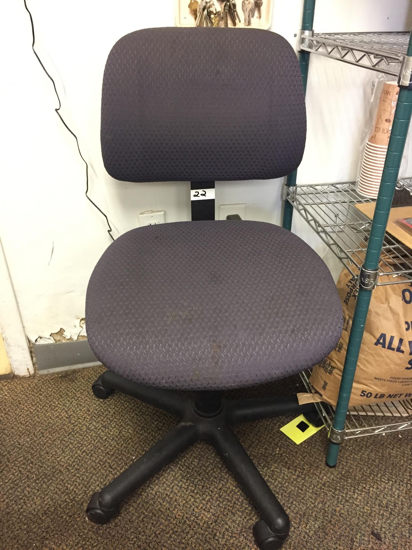 Office chair (lavender) - Image 2 of 3