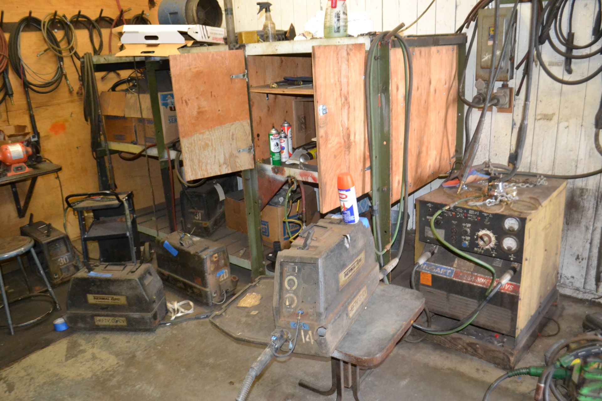 contents of welding room (repair room supplies) - Image 5 of 6